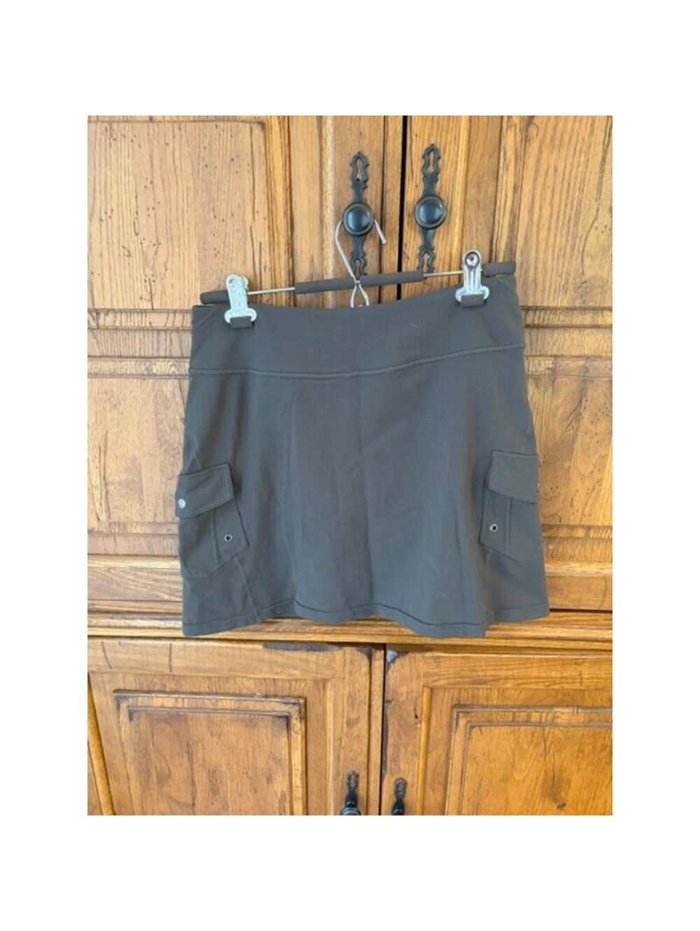 Athleta Womens skort- olive green. Size Medium